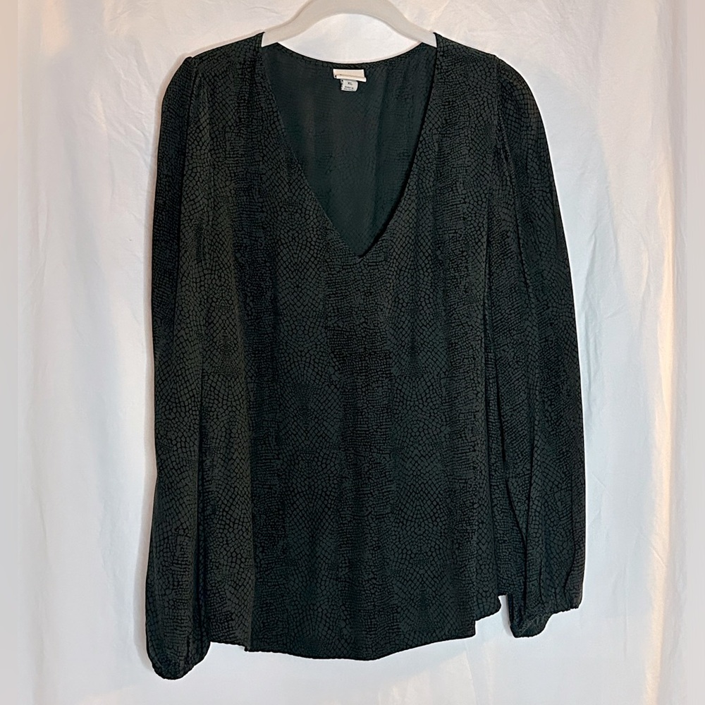 A new day green and black snake print blouse